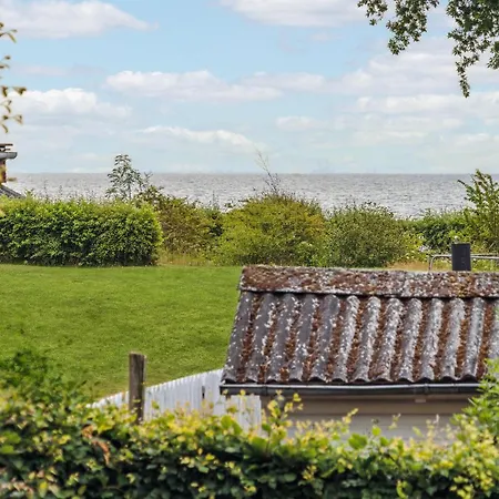 Lovely In With Wifi Дом отдыха